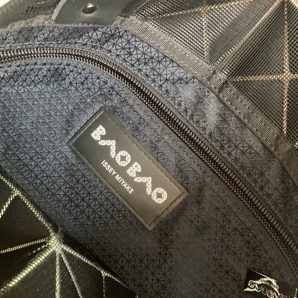 Issey miyake baobab lucent authentic tote and shoulder bag. - Picture 6 of 9